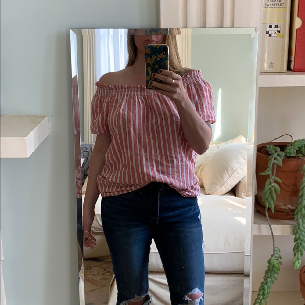 Off shoulder top beachlunchlounge M
